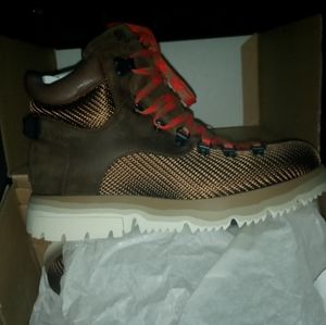 Brand new in box Sorel Atlis axe wp boots.